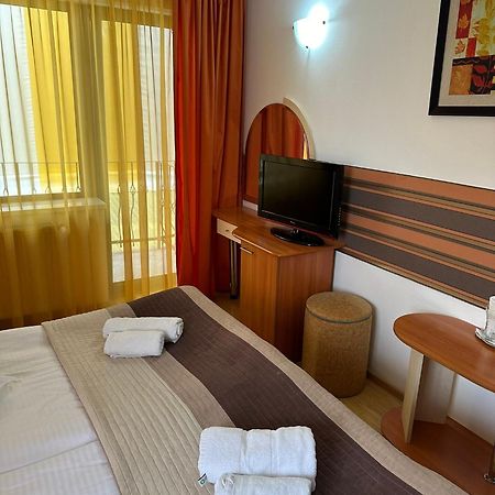 Restaurant Motel Dolorean Сэчеле Экстерьер фото
